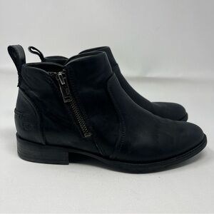 UGG Aureo II Black Leather Ankle Boot Women’s Size 7.5